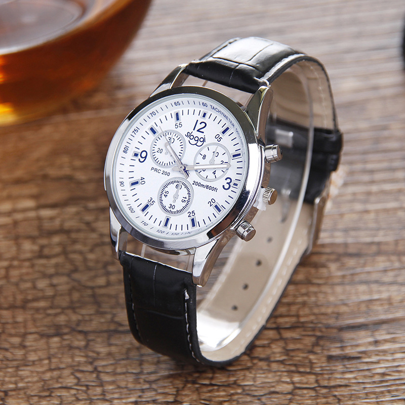 Fashion Men's Quartz Chronograph Style Watch